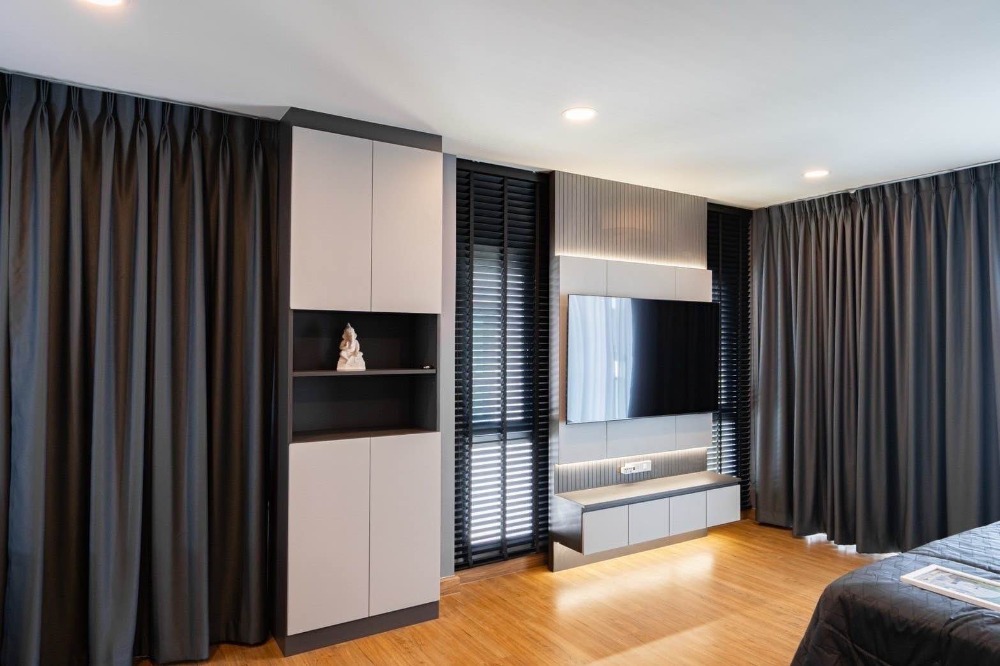 For RentHouseBangna, Bearing, Lasalle : K-6252 Urgent rent! Detached house, Centro Bangna, beautiful English style house, convenient transportation mega bangna