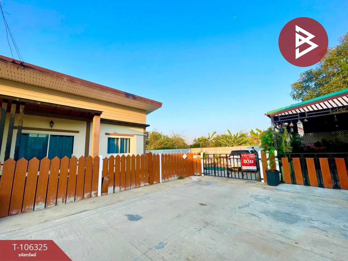 For SaleHouseMahachai Samut Sakhon : Twin house for sale in the Village Village 7 Rama 2-Tha Chin, Samut Sakhon