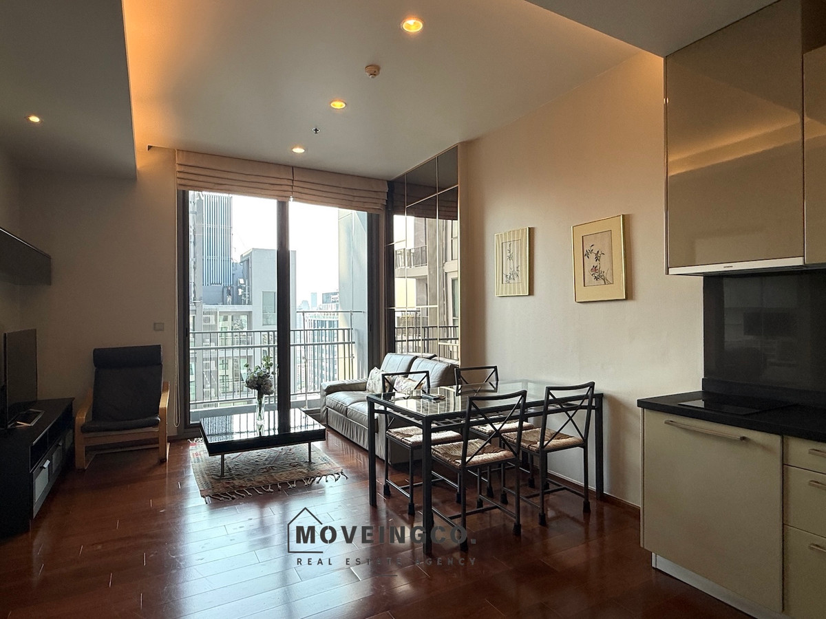For SaleCondoSukhumvit, Asoke, Thonglor : Spacious 1-bed condo in Thonglor only a few minutes walk to amenities