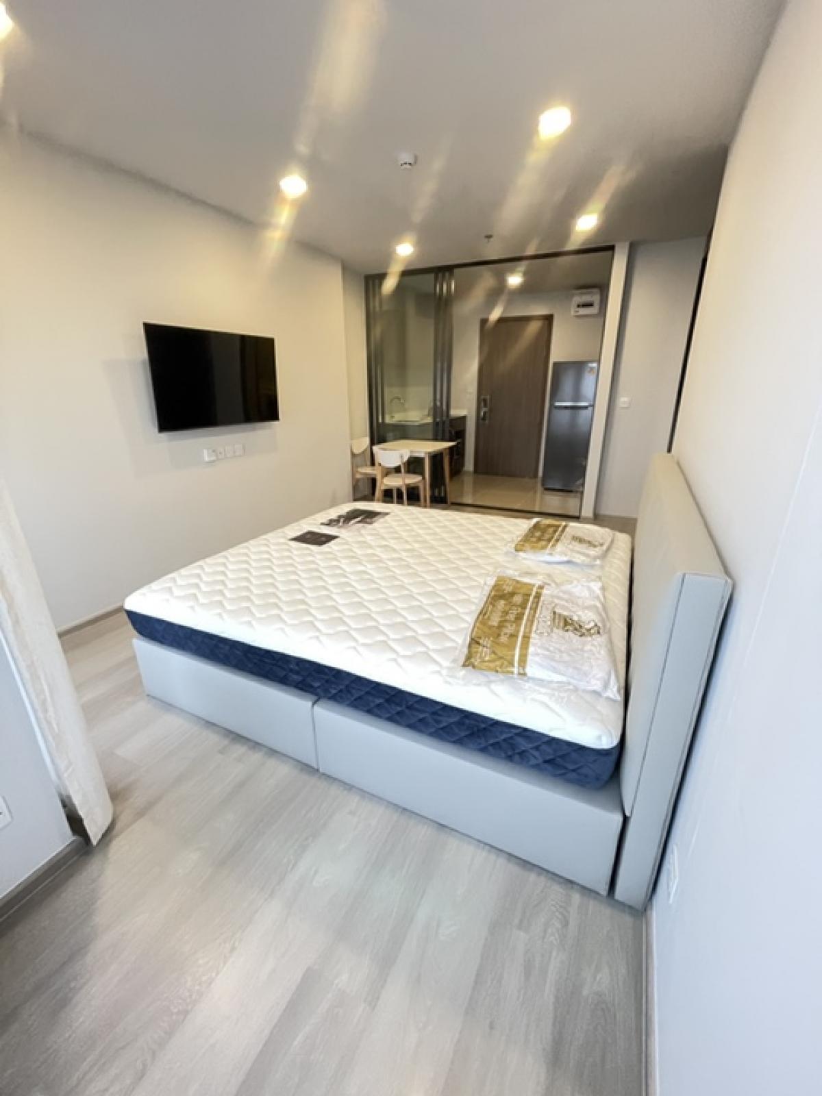 For RentCondoLadprao, Central Ladprao : 🔥Urgent for rent🔥Condo Life Phahon Ladprao, studio room, size 29 sq m, 25th floor, near BTS and Central Ladprao department store.