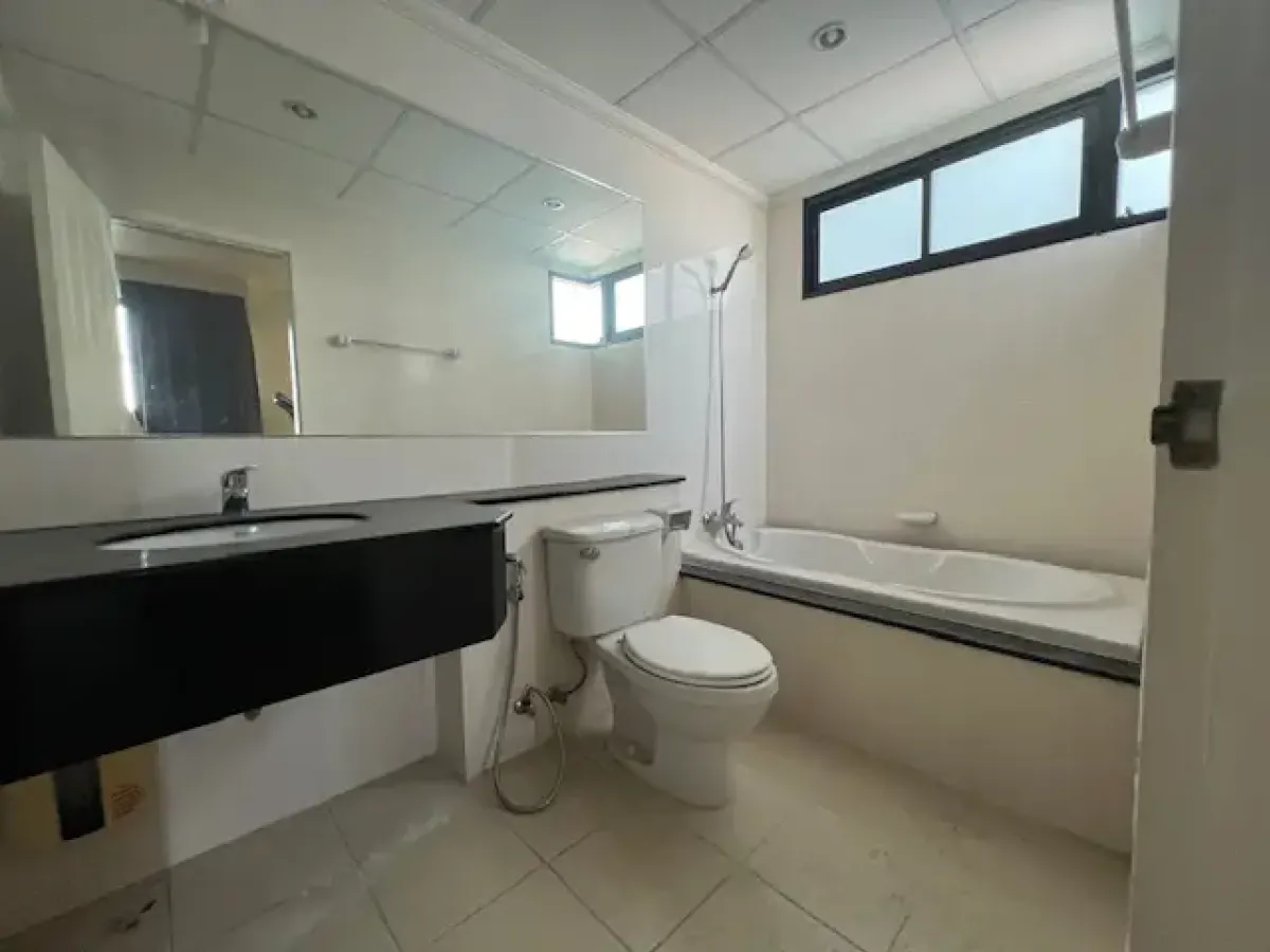 For SaleCondoSukhumvit, Asoke, Thonglor : Supalai Premier Place 2 bedroom condo for sale