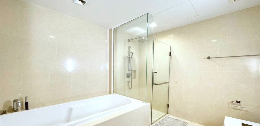 For SaleCondoNana, North Nana,Sukhumvit13, Soi Nana : ✨ 2 bedroom luxury condo for sale, decorative furniture Near Nana and Asoke BTS stations