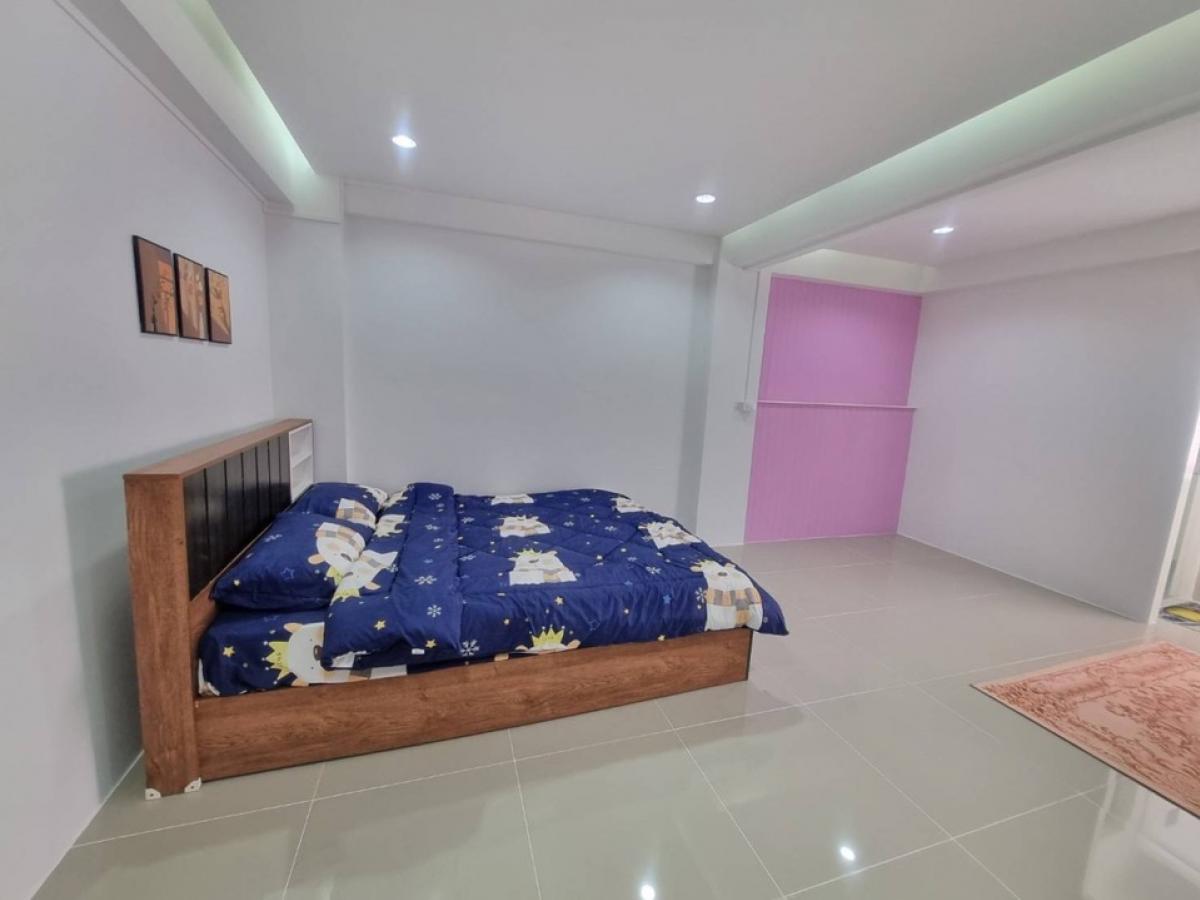 ขายคอนโดนวมินทร์ รามอินทรา : คอนโดอินทราวิลล์ทาวน์ อาคาร 4 ชั้น 2