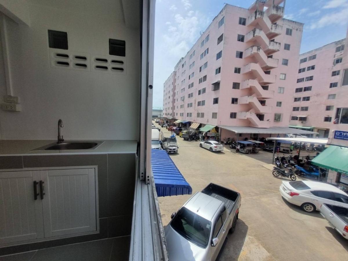 ขายคอนโดนวมินทร์ รามอินทรา : คอนโดอินทราวิลล์ทาวน์ อาคาร 4 ชั้น 2