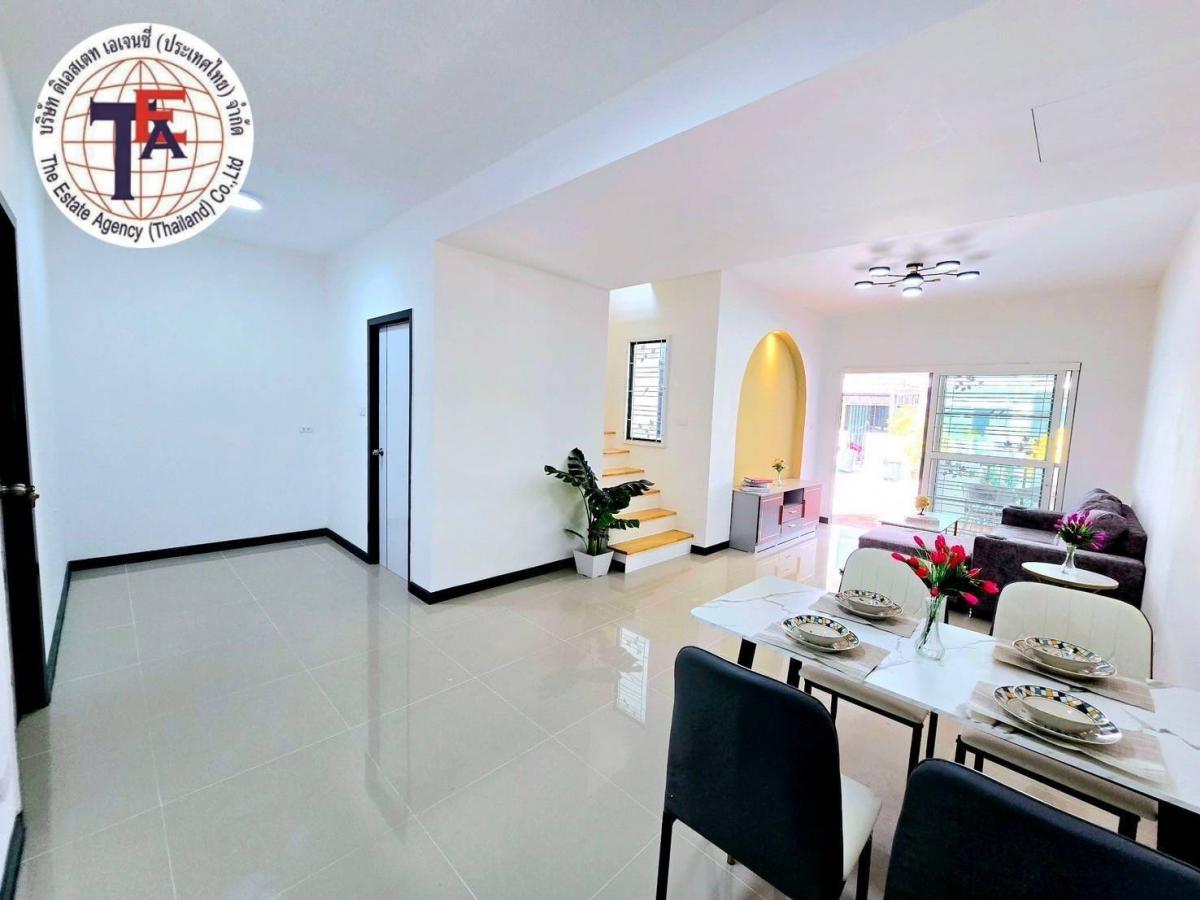 For SaleTownhomeNawamin, Ramindra : 2-storey townhouse for sale, Prime Ramindhra Kooborn, Ram Inthra-Khubon Bon 27, Pink River, Pink River, Khlong Song, Fashion Island, Safari, Panya, Intra, Phraya Surent Motorway Expressway Sin Medical Hospital Nopparat Hospital Demonstration School