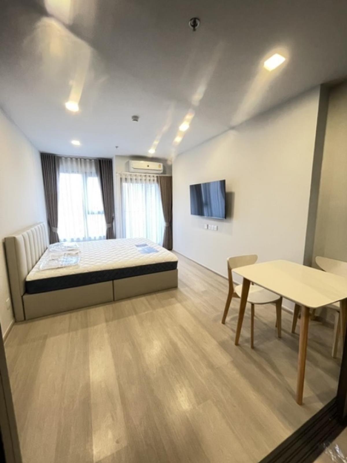 ให้เช่าคอนโดลาดพร้าว เซ็นทรัลลาดพร้าว : Special 17,999/ months for rent Life Phahon-Ladprao studio
