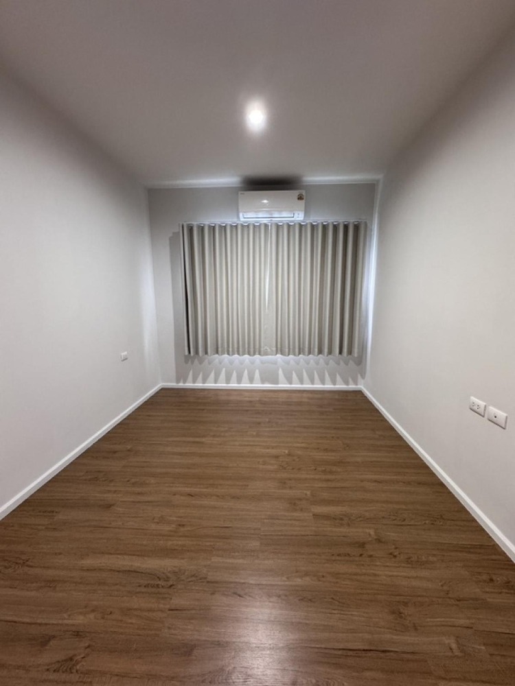 For RentTownhomeMin Buri, Romklao : Townhouse for rent 🔥 Baan Klang Muang Rama 9-Krungthep Kreetha 🔥 2 bedrooms, 2 bathrooms, complete furniture and electrical appliances.
