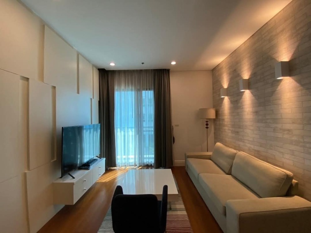 For RentCondoSukhumvit, Asoke, Thonglor : Retal Condo near BTS Asoke, wide room, elegant Ready