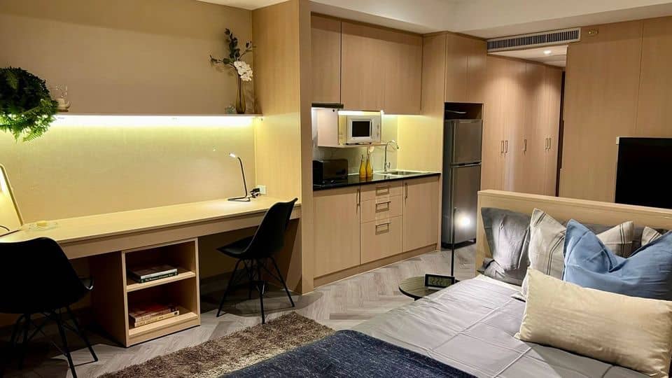 For SaleCondoLadkrabang, Suwannaphum Airport : Urgent sale 🔥 The Ninth Place 🔥 Fully decorated, ready to move in. Next to the main Srinakarin Road, opposite Paradise Park (PS58044)