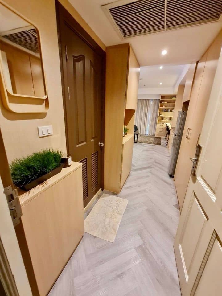 For SaleCondoLadkrabang, Suwannaphum Airport : Urgent sale 🔥 The Ninth Place 🔥 Fully decorated, ready to move in. Next to the main Srinakarin Road, opposite Paradise Park (PS58044)