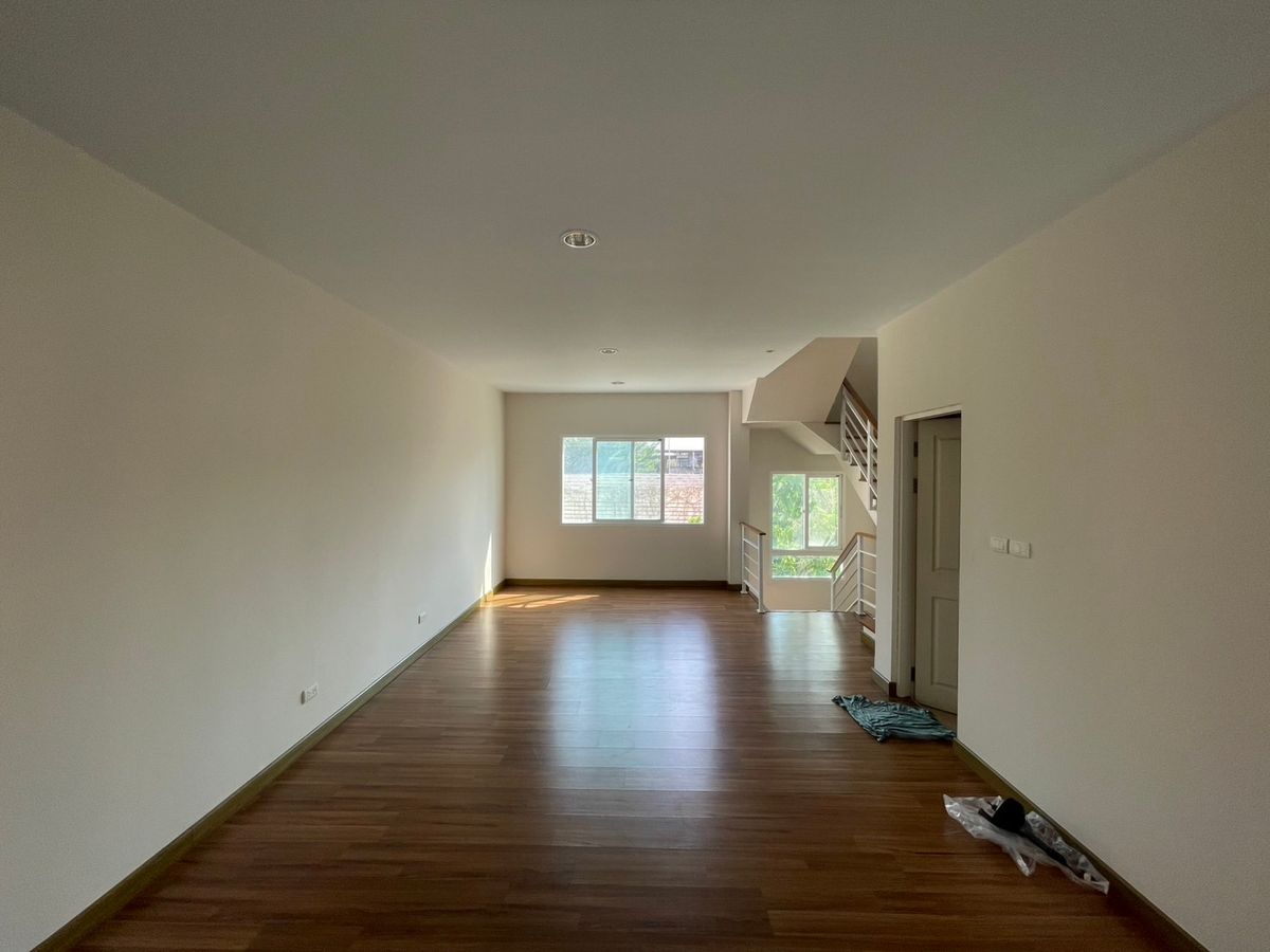 For RentTownhomeRama3 (Riverside),Satupadit : 3 -storey townhouse for rent, Baan Klang Krung Rama 3 Project