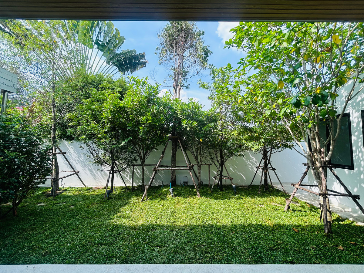 For SaleHouseVipawadee, Don Mueang, Lak Si : 🏡 🌴 🥰 Brand-New Architect-Designed Luxury Pool Villa in Beverly Hills Chaeng Wattana 
