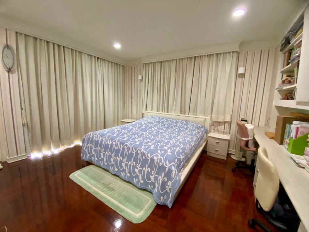 ขายบ้านบางนา แบริ่ง ลาซาล : 📌บ้านเดี่ยว 2 ชั้นหลังใหญ่ หมู่บ้านเอกไพลิน ศรีนครินทร์ ตกแต่งสไตล์ทันสมัย พื้นที่ใช้สอยกว้างขวาง มีเฟอร์นิเจอร์พร้อมเข้าอยู่