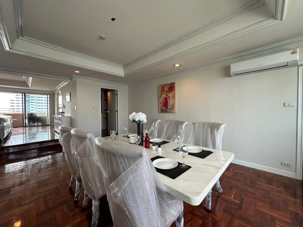 For RentCondoSukhumvit, Asoke, Thonglor : ✨ 2 bedroom condo for rent, new furniture, lifting the balcony set, BTS Phrom Phong Thong Lo is ready.