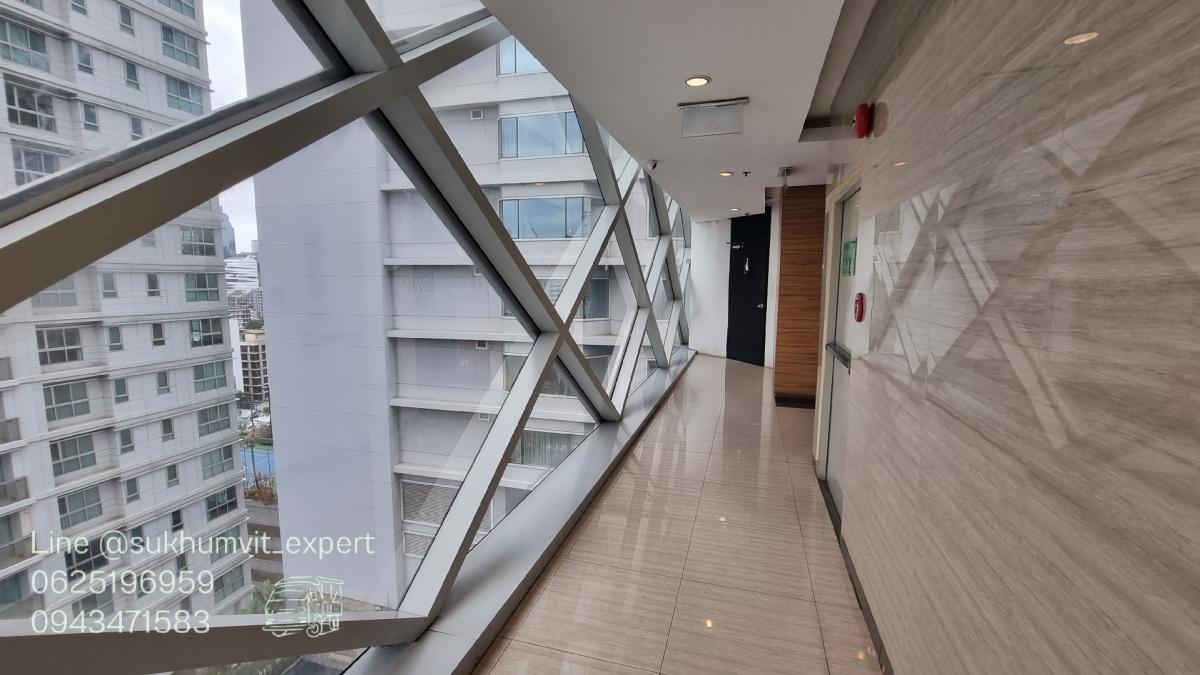 For RentOfficeSukhumvit, Asoke, Thonglor : Asoke for rent, office, floor 12th 105.6 sq.m. x 750 baht