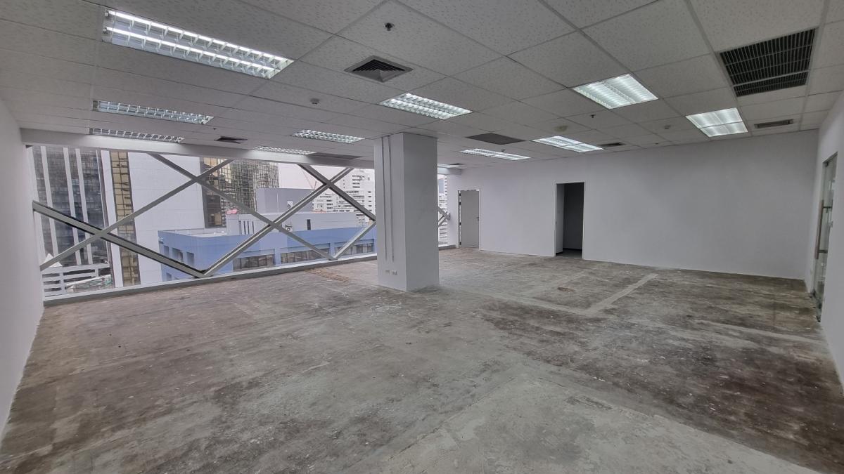For RentOfficeSukhumvit, Asoke, Thonglor : Asoke for rent, office, floor 12th 105.6 sq.m. x 750 baht