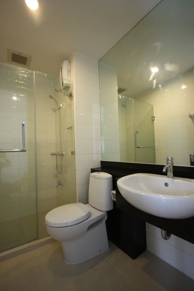 ขายคอนโดพระราม 9 เพชรบุรีตัดใหม่ RCA : The Parkland Grand Asoke - Phetchaburi / 1 Bedroom (SALE WITH TENANT), เดอะ พาร์คแลนด์ แกรนด์ อโศก - เพชรบุรี / 1 ห้องนอน (ขายพร้อมผู้เช่า) TARN216