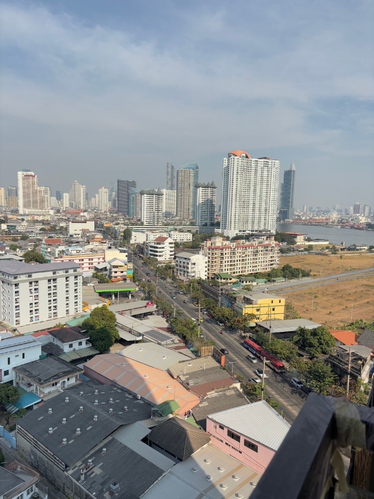 ขายคอนโดวงเวียนใหญ่ เจริญนคร : ขายคอนโดวิวแม่น้ำเจ้าพระยาบนถนนเจริญนคร ณ รีวา เจริญนคร ชั้น 15 ห้อง Loft ฟังก์ชัน 1 ห้องนอน 1 ห้องน้ำ พื้นที่ใช้สอย 43.15 ตร.ม. ใกล้รถไฟฟ้า BTS และทางด่วน ทำเลดี เดินทางสะดวก พร้อมอยู่ ติดถนนใหญ่ สิ่งอำนวยความสะดวกครบ