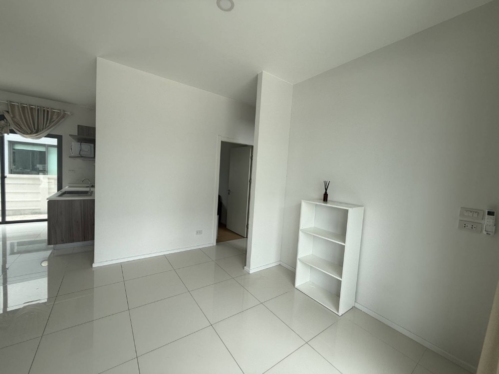 ให้เช่าบ้านมหาชัย สมุทรสาคร : ให้เช่าบ้าน Lake Serene Rama 2 บ้านเดี่ยวตกแต่งครบพร้อมเข้าอยู่ใกล้โรงเรียนนานาชาติ!!