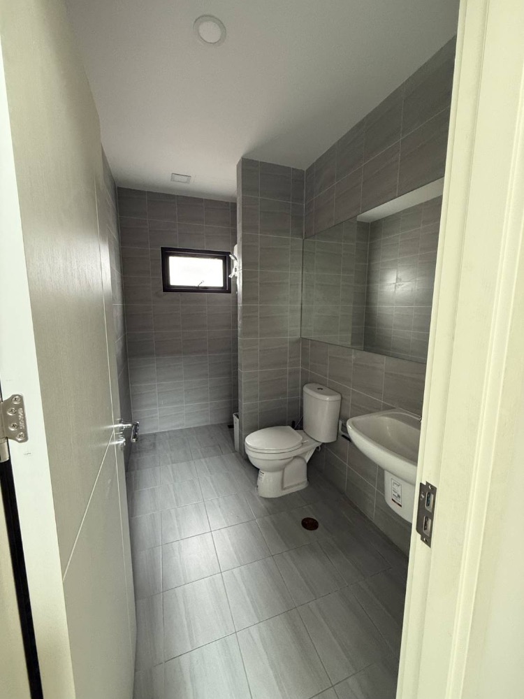 ให้เช่าบ้านมหาชัย สมุทรสาคร : ให้เช่าบ้าน Lake Serene Rama 2 บ้านเดี่ยวตกแต่งครบพร้อมเข้าอยู่ใกล้โรงเรียนนานาชาติ!!