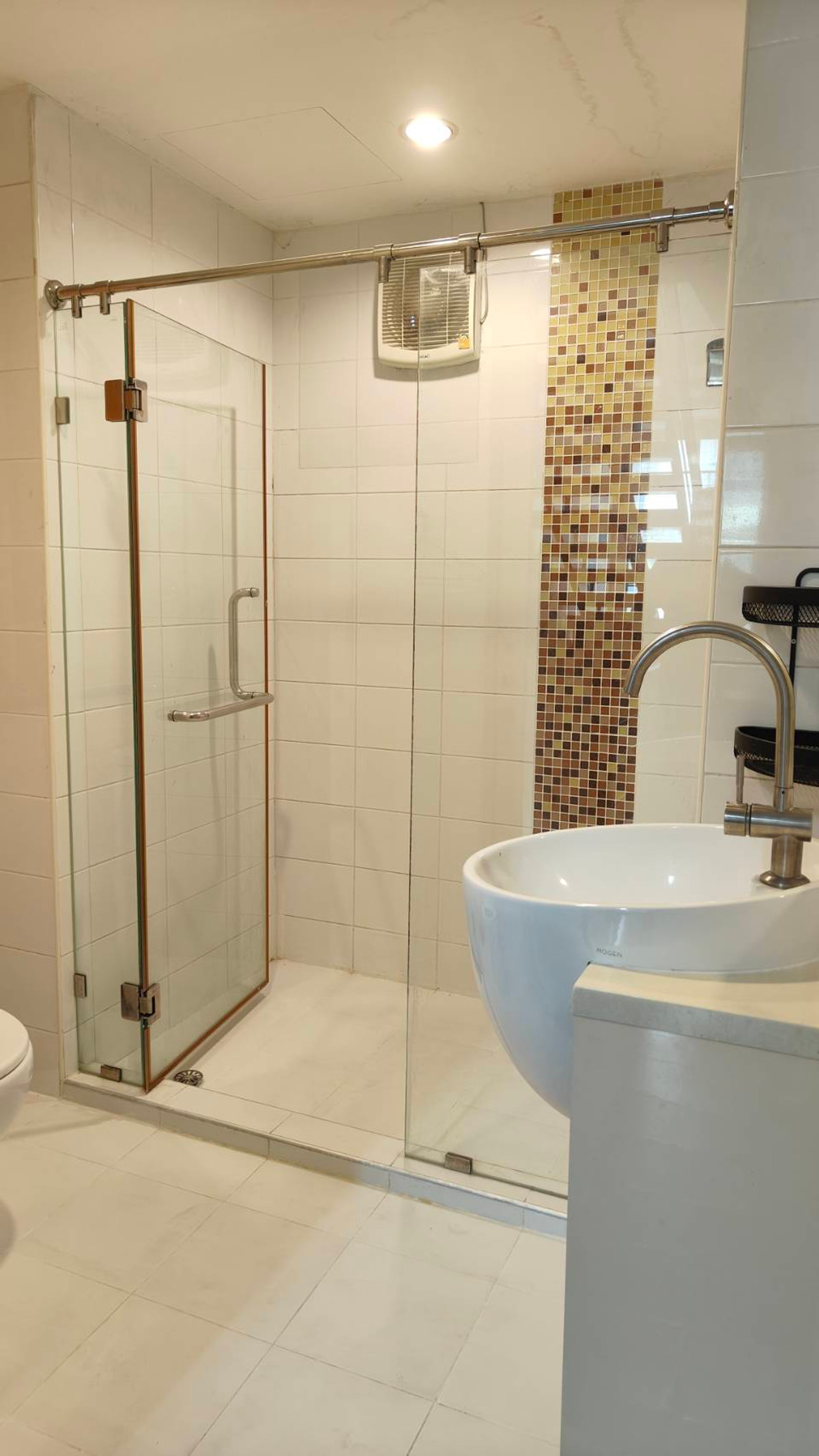 For SaleTownhomeEakachai, Bang Bon : Townhome for sale, The Platon City Village, Sathorn, a good location on Kalapapruek Road Convenient to travel to the city near Sathorn, Rama 3