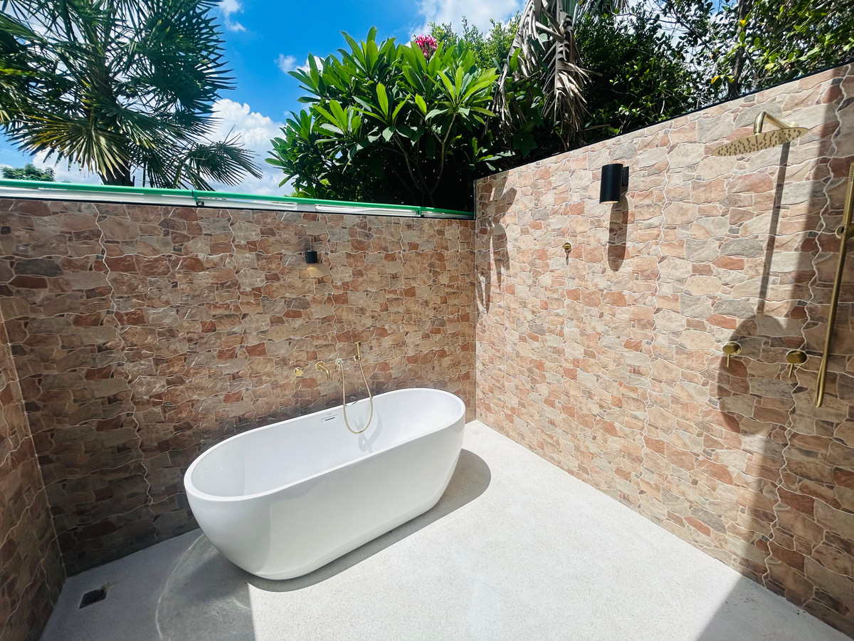 For SaleHouseVipawadee, Don Mueang, Lak Si : 🏡 🌴 🥰 Brand-New Architect-Designed Luxury Pool Villa in Beverly Hills Chaeng Wattana 