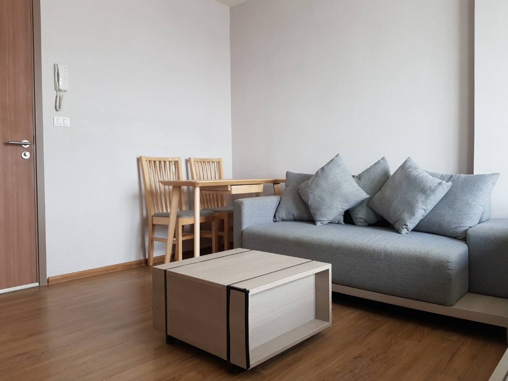 For RentCondoSathorn, Narathiwat : Urgent Special Price Condo for Rent at Fuse Chan Sathorn
