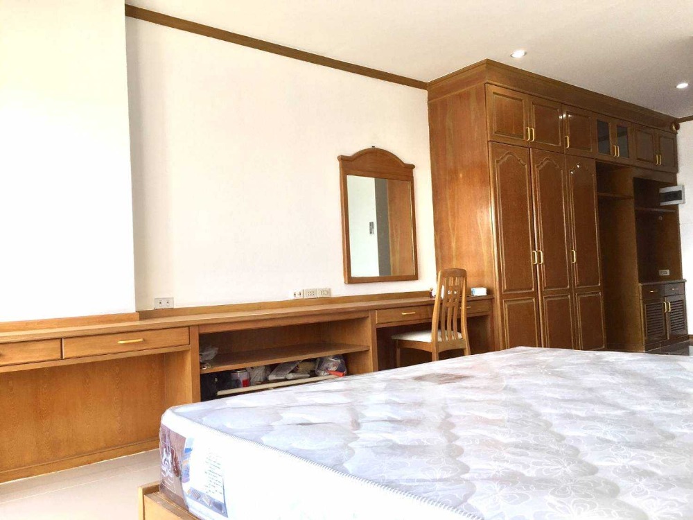 For SaleCondoBangna, Bearing, Lasalle : Urgent sale !! Condo Condo Complex Bangna Road