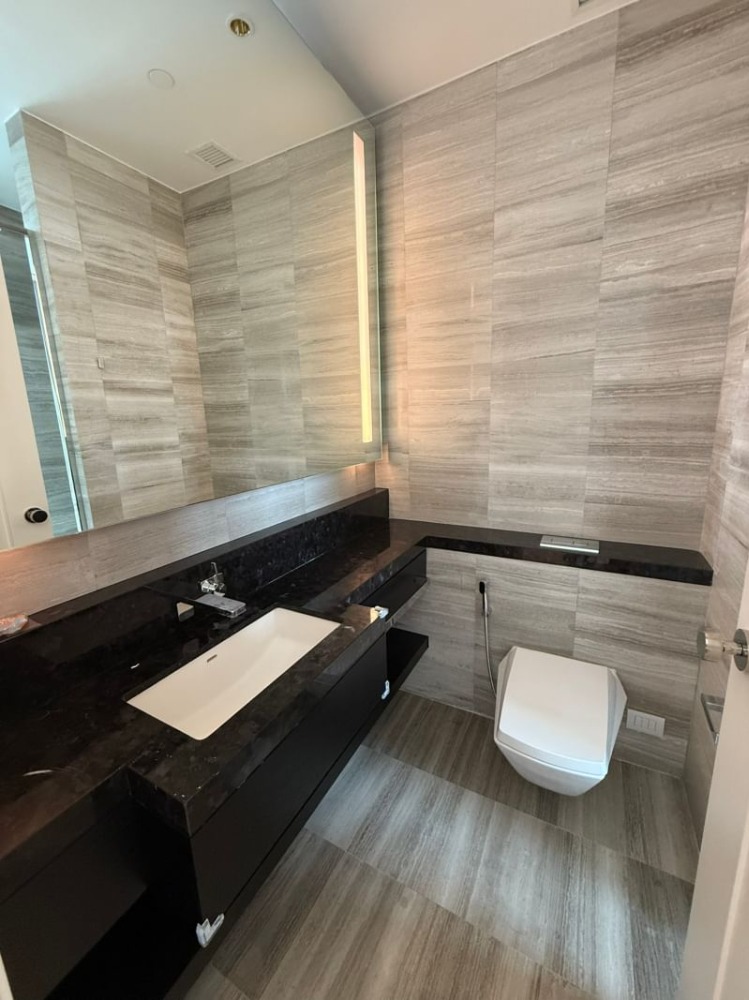 ให้เช่าคอนโดสาทร นราธิวาส : 🏙️ ให้เช่าคอนโดหรู Four Seasons Private Residences Bangkok – วิวแม่น้ำเจ้าพระยา ใจกลางกรุงเทพฯ 🏙️