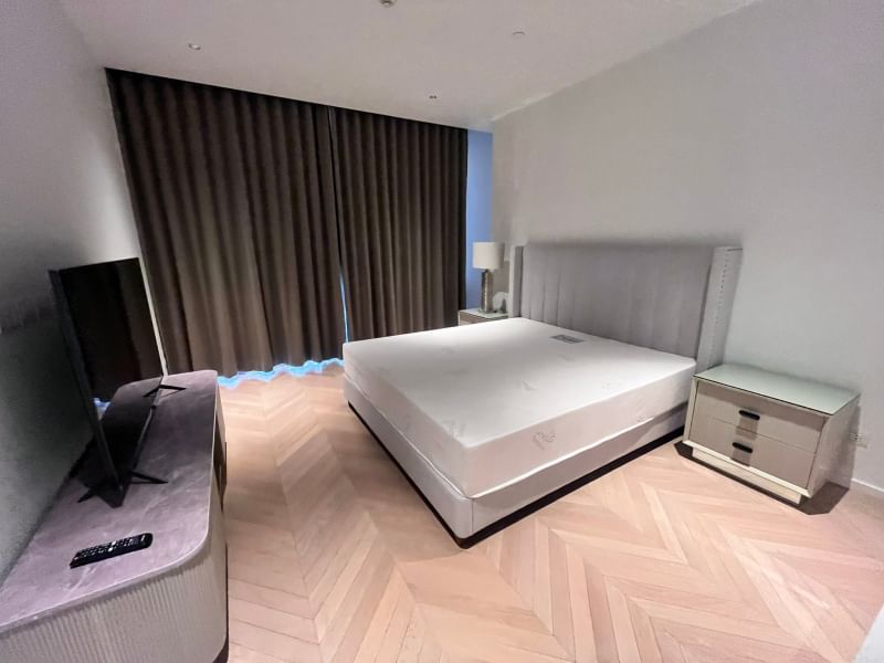 For RentCondoSathorn, Narathiwat : 🏙️ Four Seasons Private Residences Condo for Rent. Very beautiful. The price of the Chao Phraya River In the heart of Bangkok