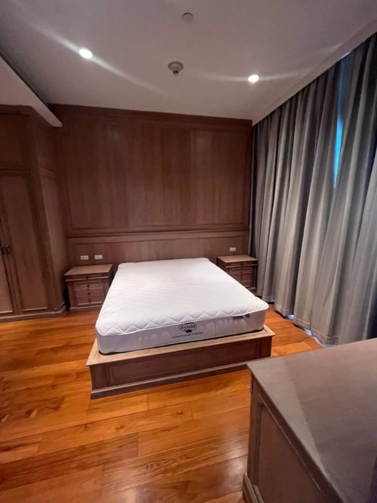 For RentCondoWitthayu, Chidlom, Langsuan, Ploenchit : 🏙️ Luxurious condo rental 185 Ratchadamri - Central CBD, premium city view Very big room, 4 bedrooms, decorated with style art deco