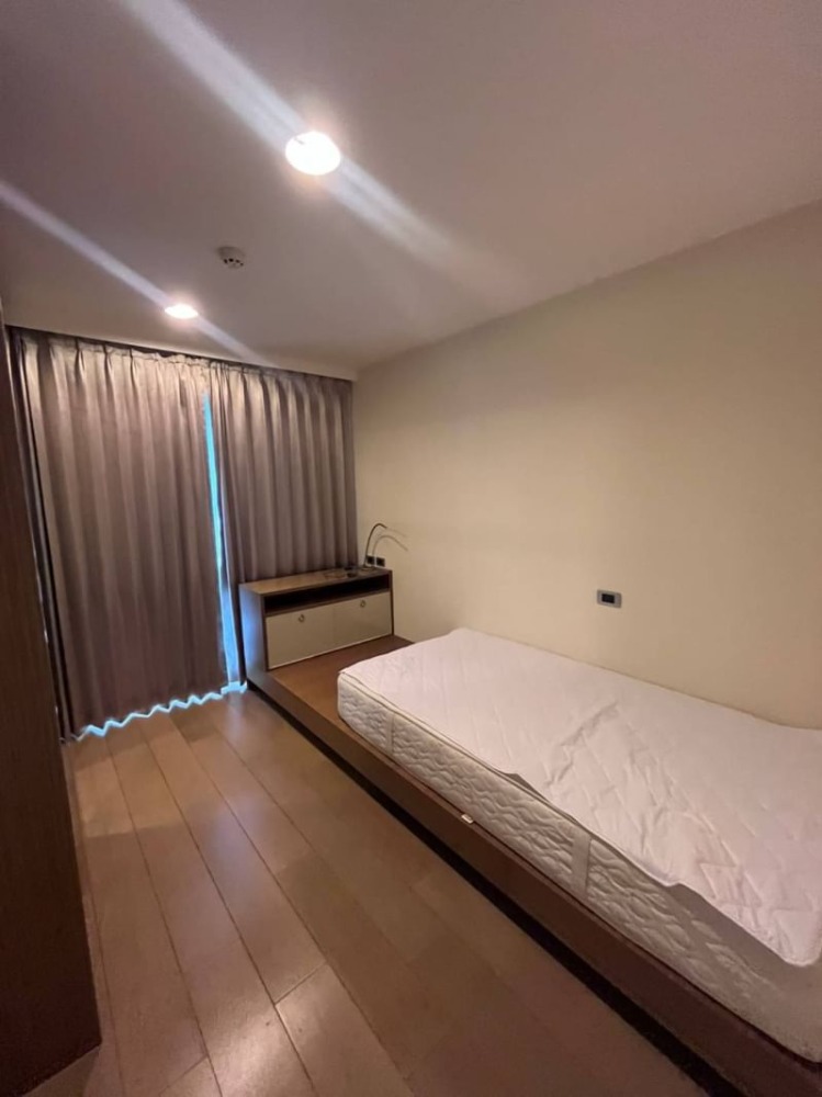 For RentCondoSukhumvit, Asoke, Thonglor : 🏙️ Luxury condo for rent, The Crest Sukhumvit 24 - In the heart of Sukhumvit, convenient to travel, good price, new room, beautiful decorated