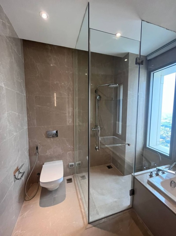 ให้เช่าคอนโดวงเวียนใหญ่ เจริญนคร : 🏙️ ให้เช่าคอนโดหรู Magnolias Waterfront Residences (Icon Siam) – วิวแม่น้ำเจ้าพระยาและห้าง ICONSIAM ติดห้าง วิวสูง เห็นพลุทั่วกทม แต่งห้องstyle modern contemporary