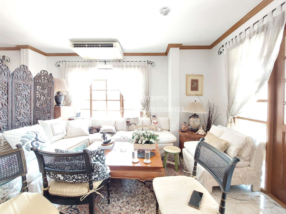 For SaleHouseSamut Prakan,Samrong : Special offer! Price reduced by 3 million baht. Large corner plot detached house, Ladawan Srinakarin.