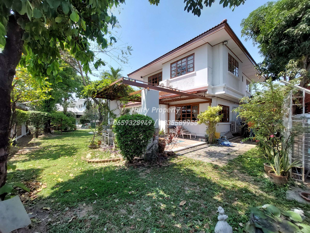 For SaleHouseSamut Prakan,Samrong : Special offer! Price reduced by 3 million baht. Large corner plot detached house, Ladawan Srinakarin.