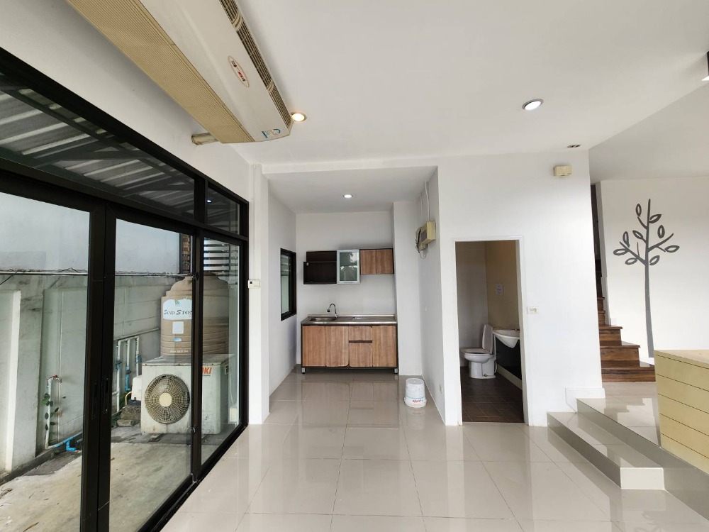 ให้เช่าทาวน์โฮมพระราม 5 ราชพฤกษ์ บางกรวย : ให้เช่าบ้านแฝด เวอริเดียน ราชพฤกษ์ ใกล้ บุญถาวร ราชพฤกษ์ เพียง 4 นาที