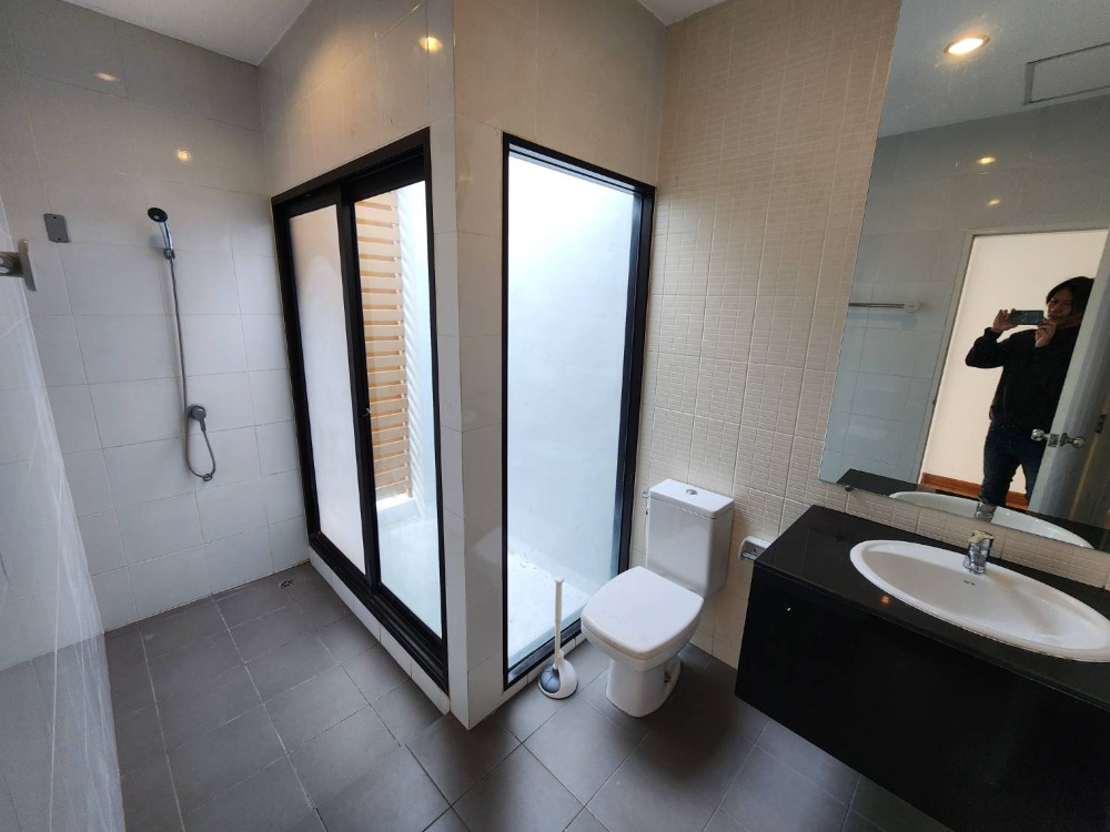 ให้เช่าทาวน์โฮมพระราม 5 ราชพฤกษ์ บางกรวย : ให้เช่าบ้านแฝด เวอริเดียน ราชพฤกษ์ ใกล้ บุญถาวร ราชพฤกษ์ เพียง 4 นาที