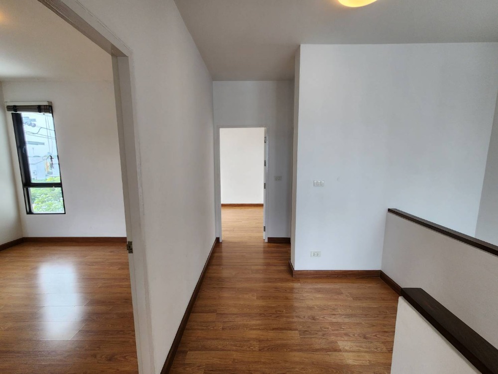 ให้เช่าทาวน์โฮมพระราม 5 ราชพฤกษ์ บางกรวย : ให้เช่าบ้านแฝด เวอริเดียน ราชพฤกษ์ ใกล้ บุญถาวร ราชพฤกษ์ เพียง 4 นาที