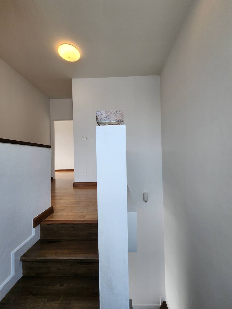 ให้เช่าทาวน์โฮมพระราม 5 ราชพฤกษ์ บางกรวย : ให้เช่าบ้านแฝด เวอริเดียน ราชพฤกษ์ ใกล้ บุญถาวร ราชพฤกษ์ เพียง 4 นาที