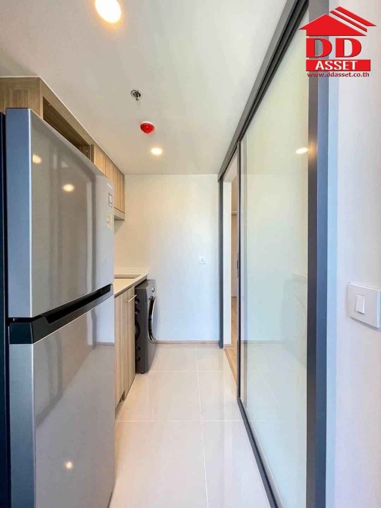 For RentCondoKhlongtoei, Kluaynamthai : For Rent Life Rama4 Asoke, near MRT, Queen Sirikit National Convention Center Code: C8315