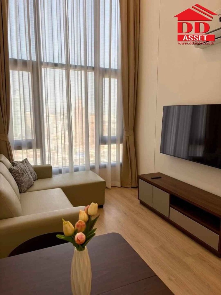 For RentCondoKhlongtoei, Kluaynamthai : For Rent Life Rama4 Asoke, near MRT, Queen Sirikit National Convention Center Code: C8315