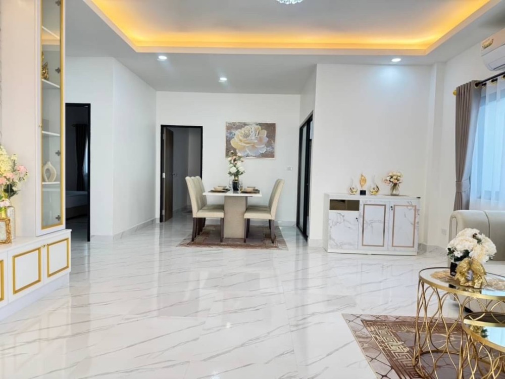 ขายบ้านพัทยา บางแสน ชลบุรี สัตหีบ : ขายบ้านเดี่ยว โครงการรัตนากร วิลเลจ พัทยา ชลบุรี รหัส : H8163