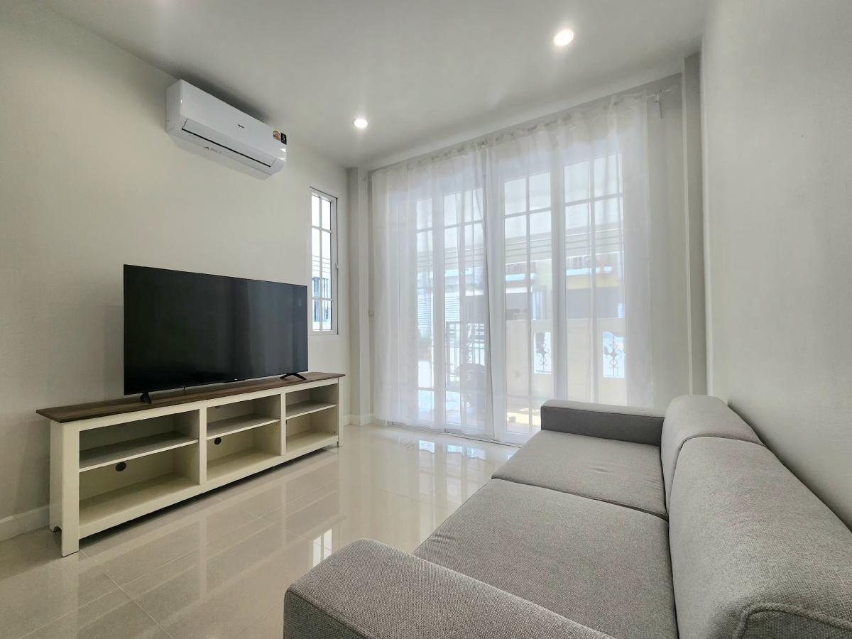For RentTownhomeChaengwatana, Muangthong : Full Project Suk Tuscani Tiwanon - Pak Kred 22