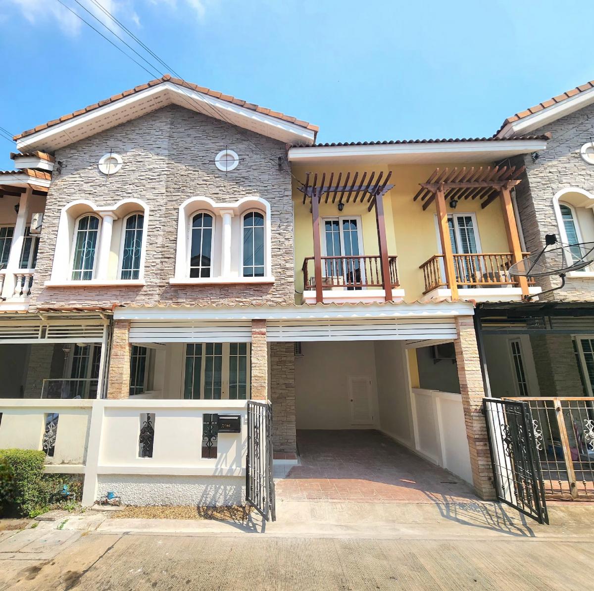 For RentTownhomeChaengwatana, Muangthong : Full Project Suk Tuscani Tiwanon - Pak Kred 22
