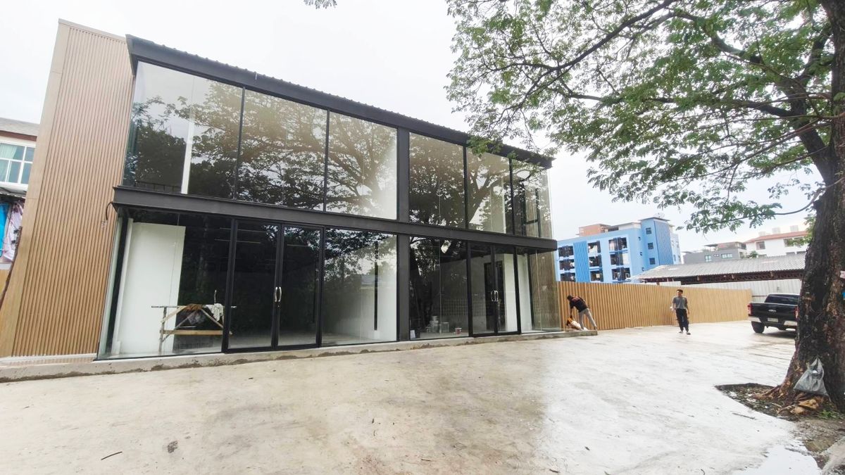 ให้เช่าร้านค้า/ตลาดนัดโชคชัย4 ลาดพร้าว71 : 🔥 ให้เช่าออฟฟิศ / สตูดิโอ / โชว์รูม /ร้านอาหาร/ คลินิค สไตล์ Modern – ทำเลดี ใกล้เซ็นทรัลอีสต์วิลล์ 🔥