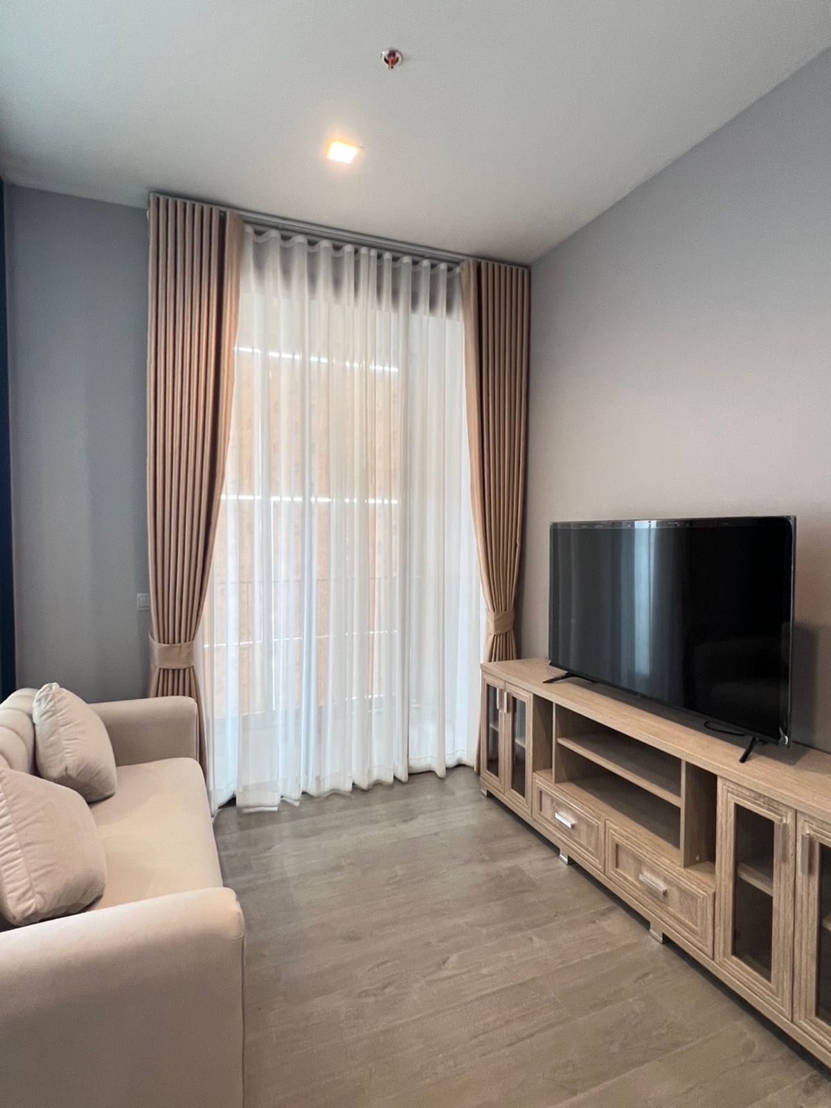 ให้เช่าคอนโดราชเทวี พญาไท : For rent 1 bed 1 bath including Furniture and appliances ready to movein 🌈🌈🌈