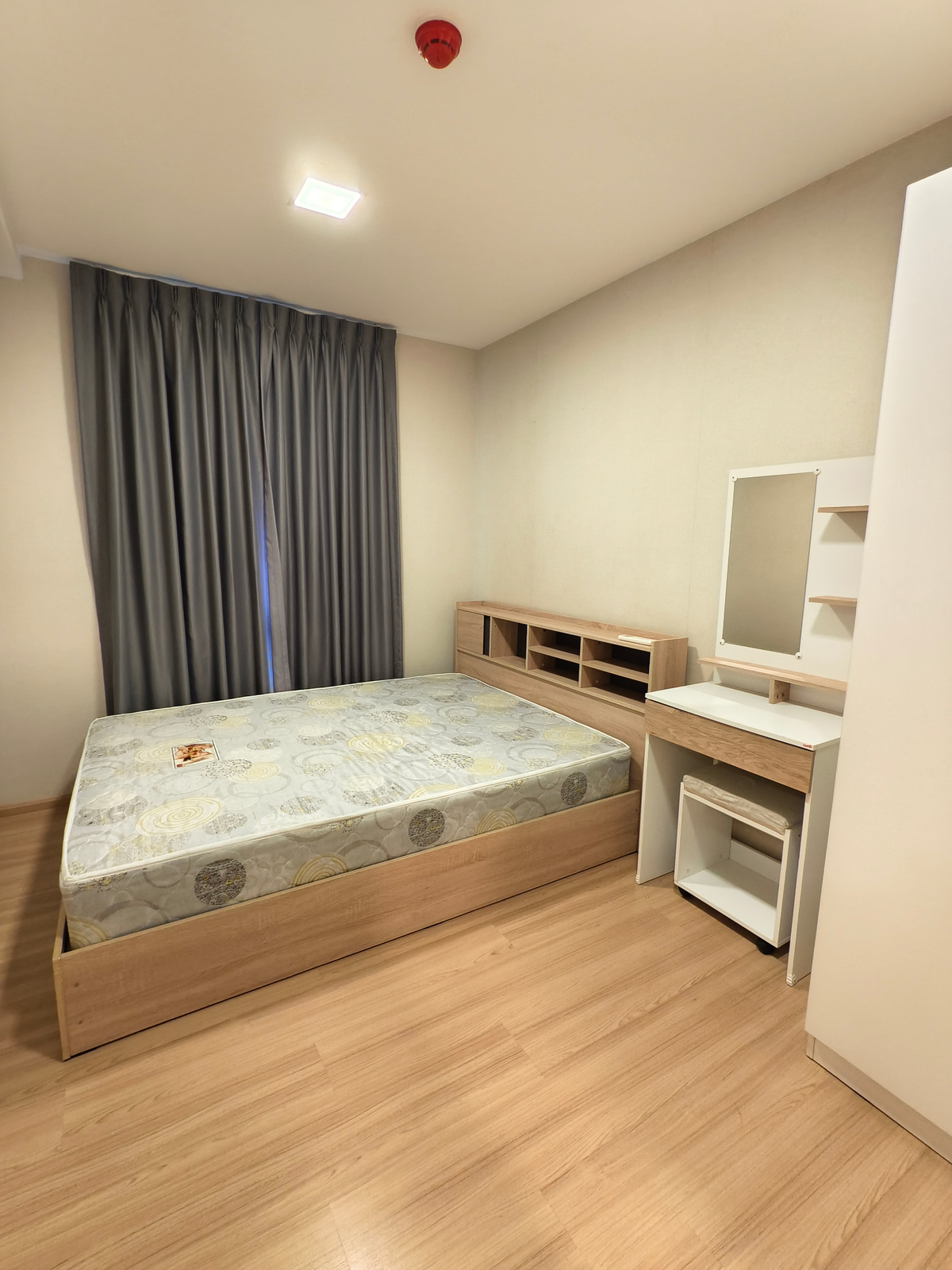 For RentCondoChaengwatana, Muangthong : Unit For rent, Plum Condo Mix Chaengwattana 1 bedroom, 1 bathroom, size 23 sqm.