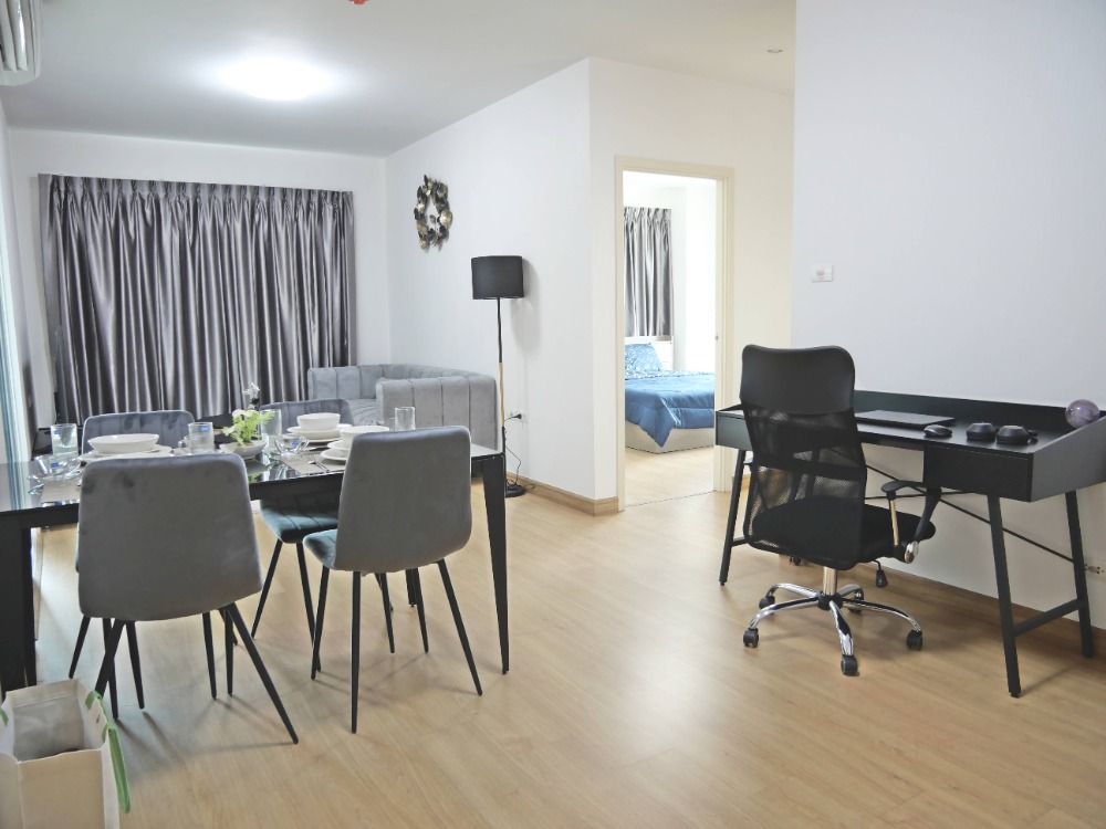 For RentCondo : ให้เช่าคอนโด ขนาด 2 ห้องนอน ตรงข้ามแยกท่าเรือแหลมฉบัง