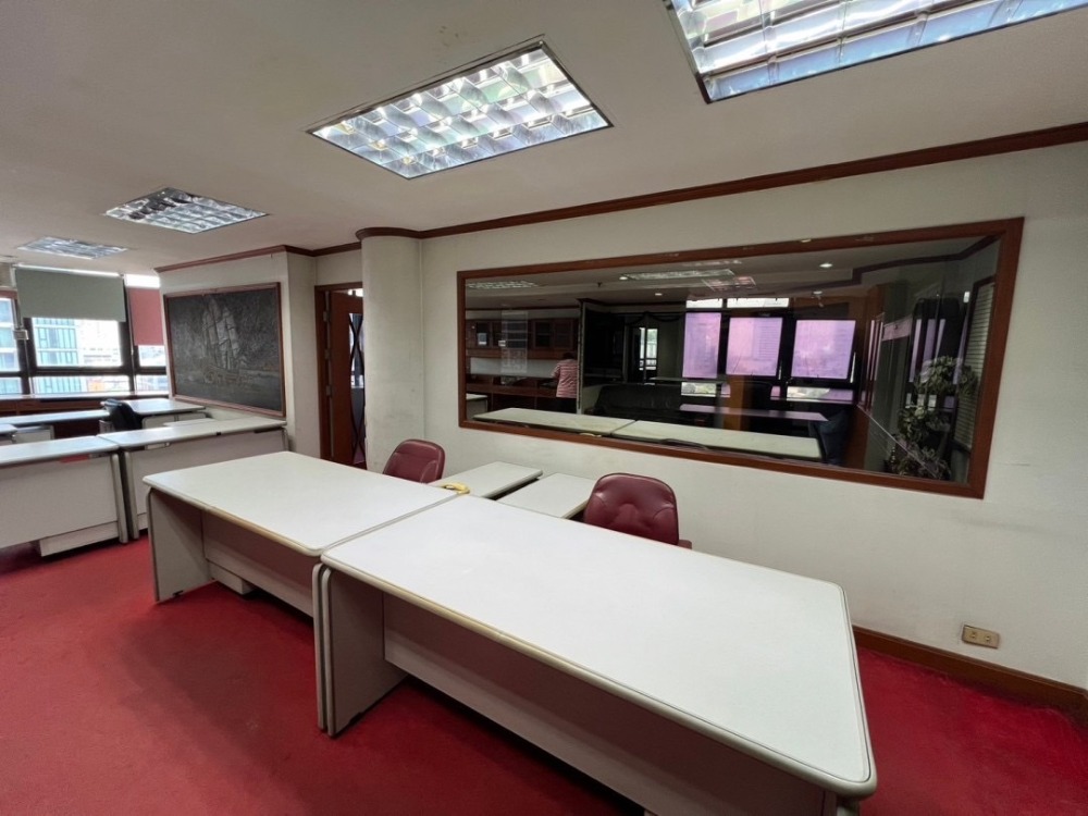 For SaleCondoSukhumvit, Asoke, Thonglor : 📢 🔥 Urgent selling office apartments Modern Town Office, good location in the heart of Thonglor 🔥9 Million baht, including all expenses