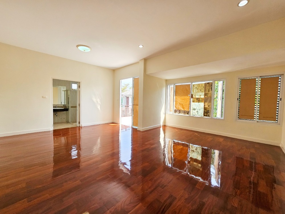 ขายบ้านบางนา แบริ่ง ลาซาล : ขาย บ้านเดี่ยว บลูลากูน 1 บางนา-วงแหวน 80.7 ตรว. 3 นอน 4 น้ำ ไม่ผ่านการใช้งาน สภาพเหมือนซื้อใหม่จากโครงการ